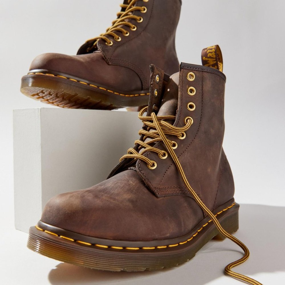 New Dr Martens 1460 CRAZY HORSE LEATHER LACE UP BOOTS- Womens